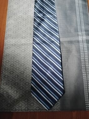 Brooks Brothers Navy and Light Blue Striped Tie